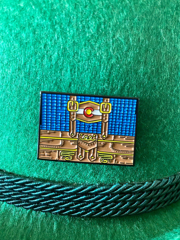 Colorado Lederhosen Hard Enamel German Hat Pin
